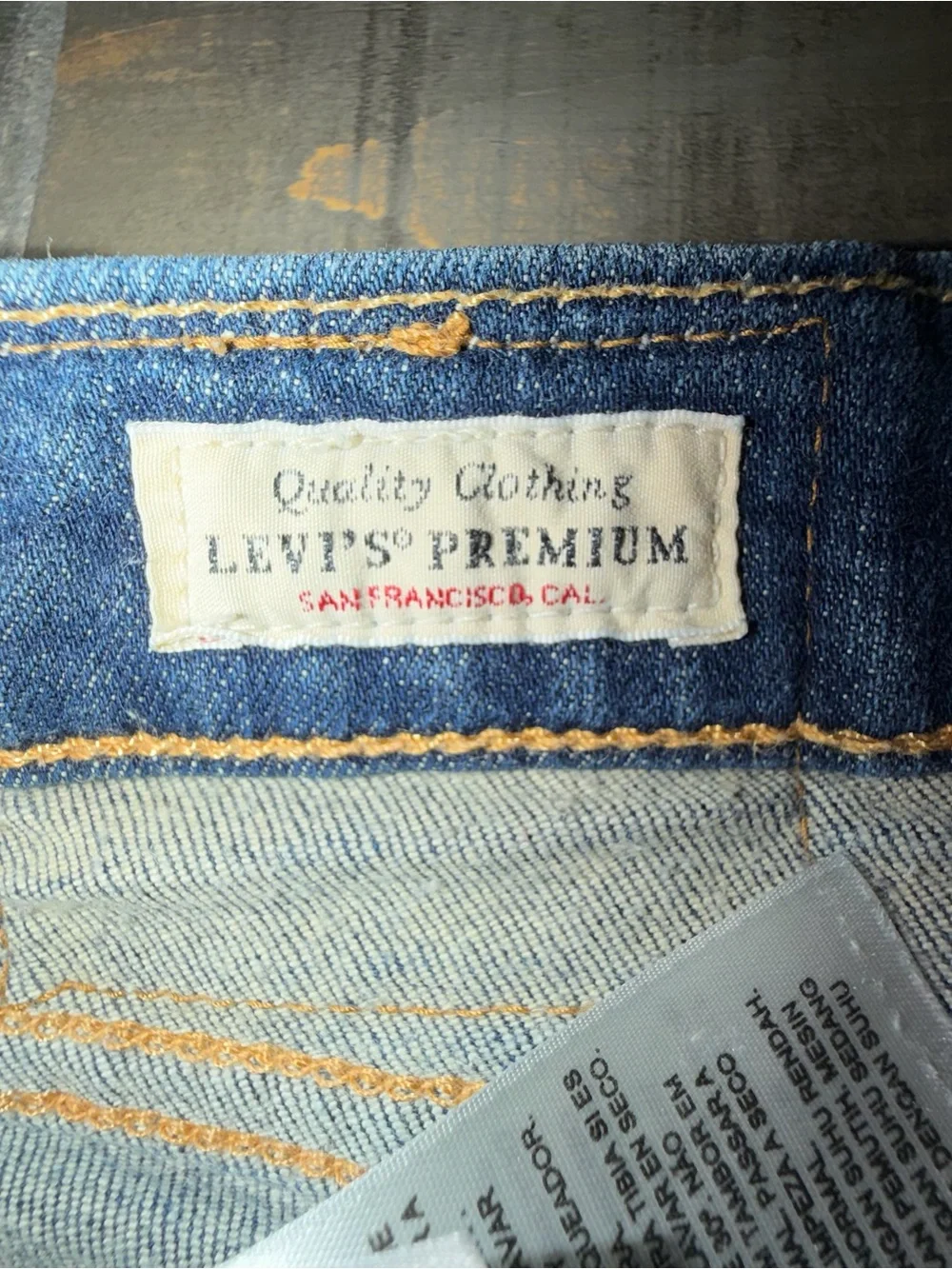 Levi's men's size 31 jeans straight leg
